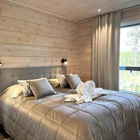 Private Log Cabin, Porosalmi *