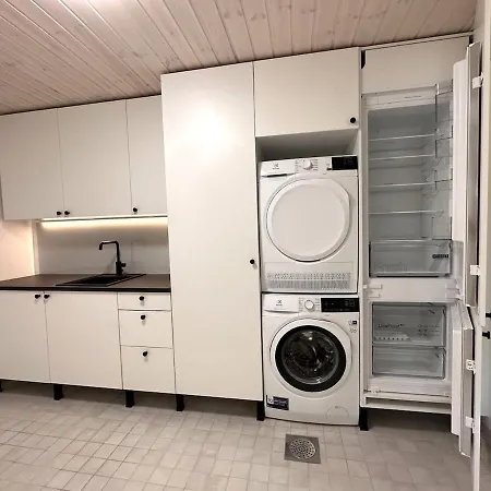 Private Log Cabin, Porosalmi * 库萨莫