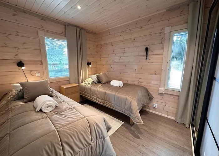 Private Log Cabin, Porosalmi